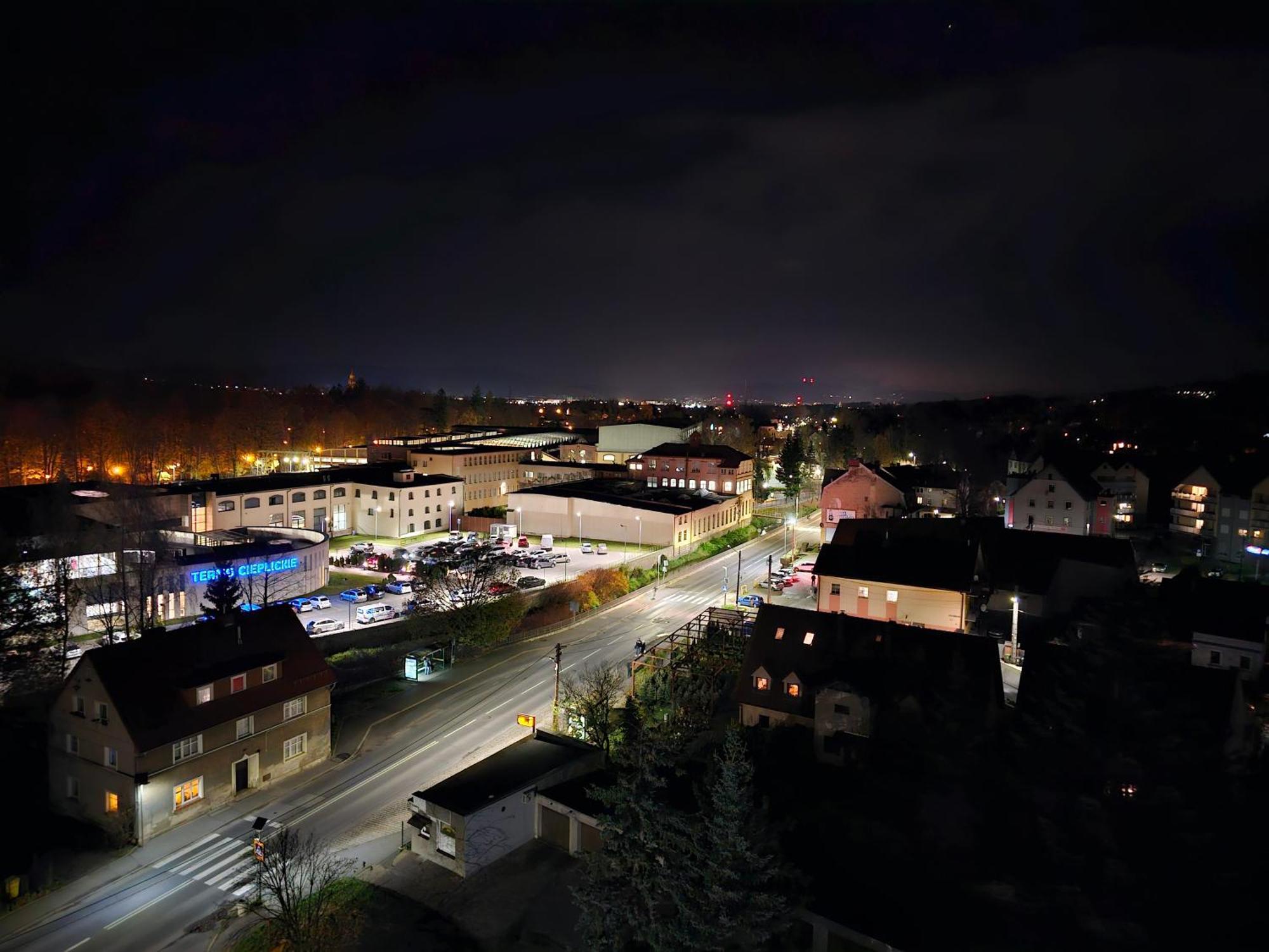 Elizjum Apartament Nad Termami Cieplice Jelenia Gora Luaran gambar